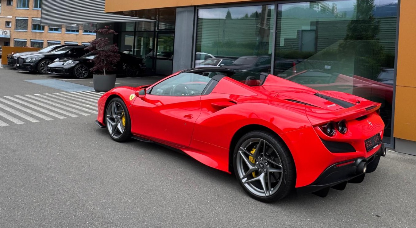 FERRARI F8 Spider 3.9 Turbo