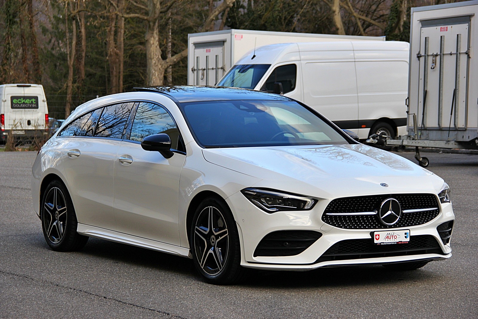 MERCEDES-BENZ CLA Shooting Brake 200 d 4Matic AMG Line-image-6