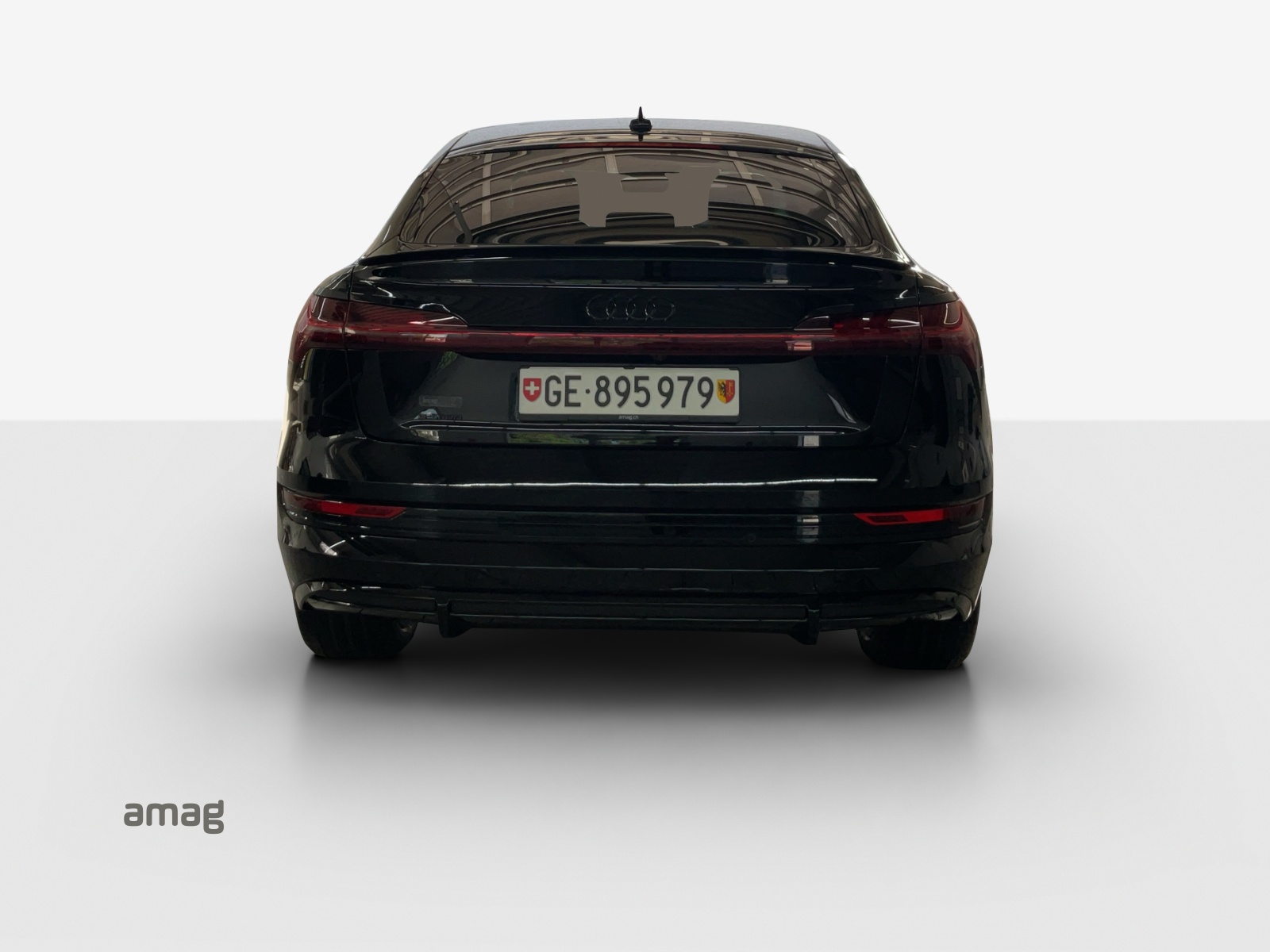 AUDI e-tron 55 Sportback S Line Black Edition quattro-showroom-element-3
