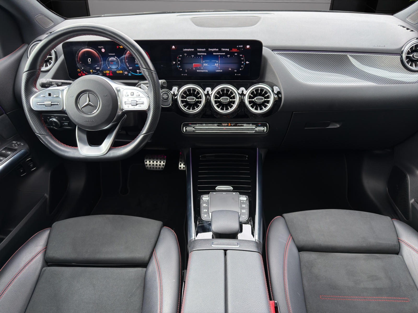 Image MERCEDES-BENZ B-250 B 250 e AMG Line