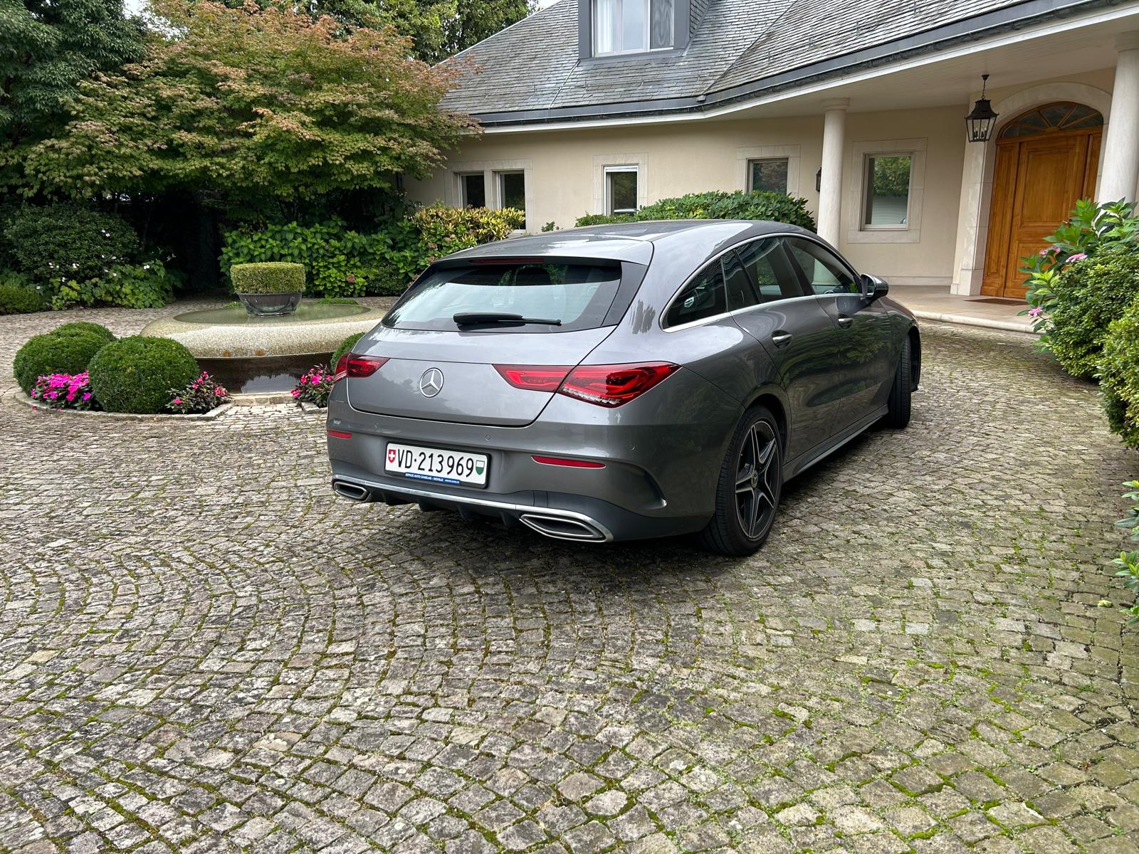 MERCEDES-BENZ CLA Shooting Brake 200 AMG Line 7G-DCT-showroom-element-2