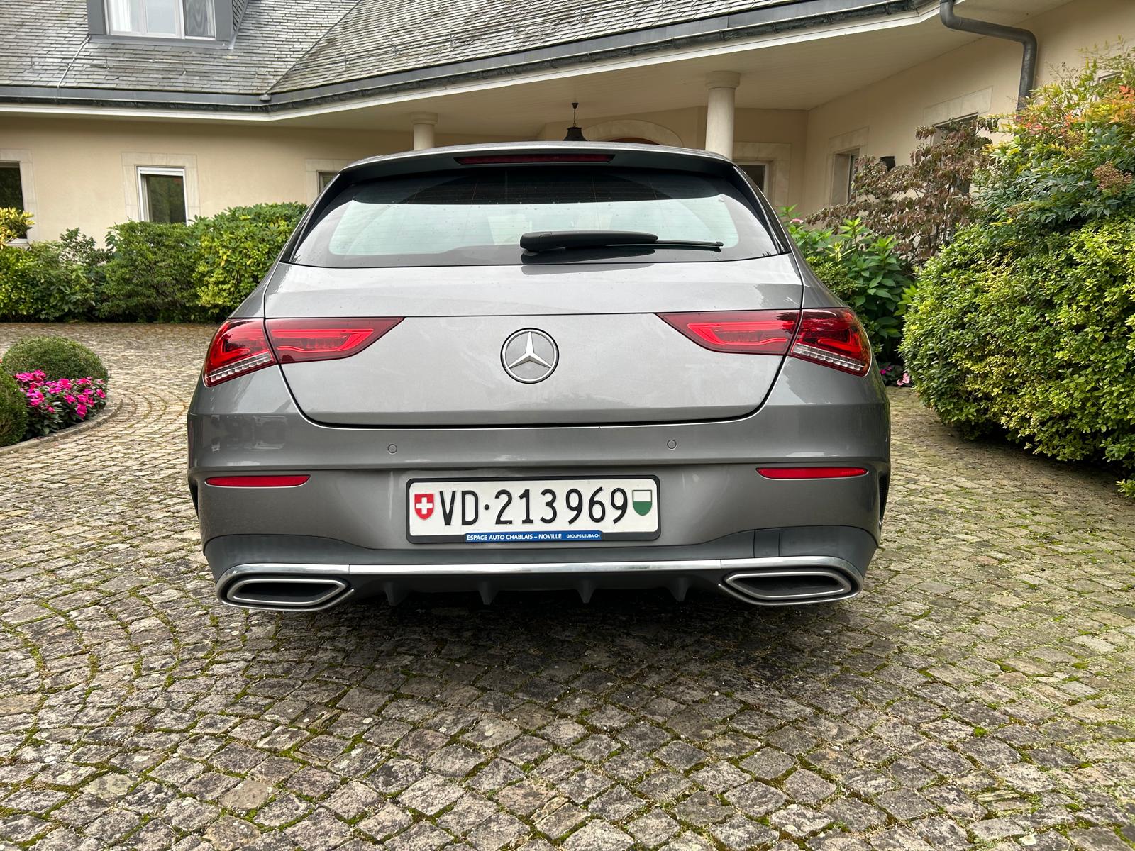 MERCEDES-BENZ CLA Shooting Brake 200 AMG Line 7G-DCT-showroom-element-3