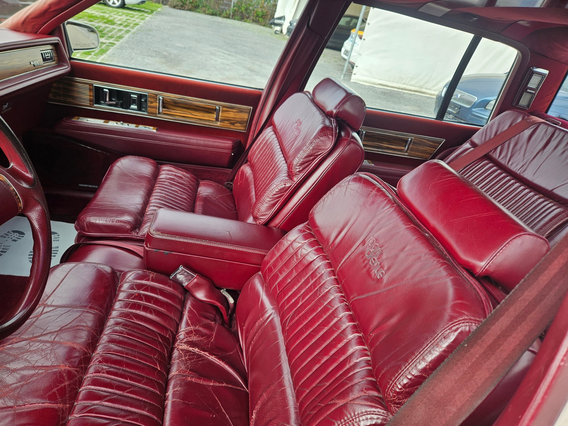 BUICK Electra 3.8 Park Avenue-image-12