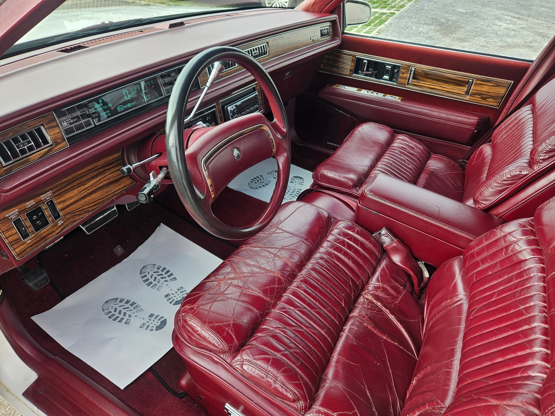BUICK Electra 3.8 Park Avenue-image-11