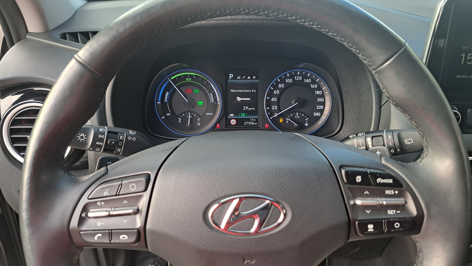 HYUNDAI Kona 1.6 GDi HEV Vertex DCT-image-18