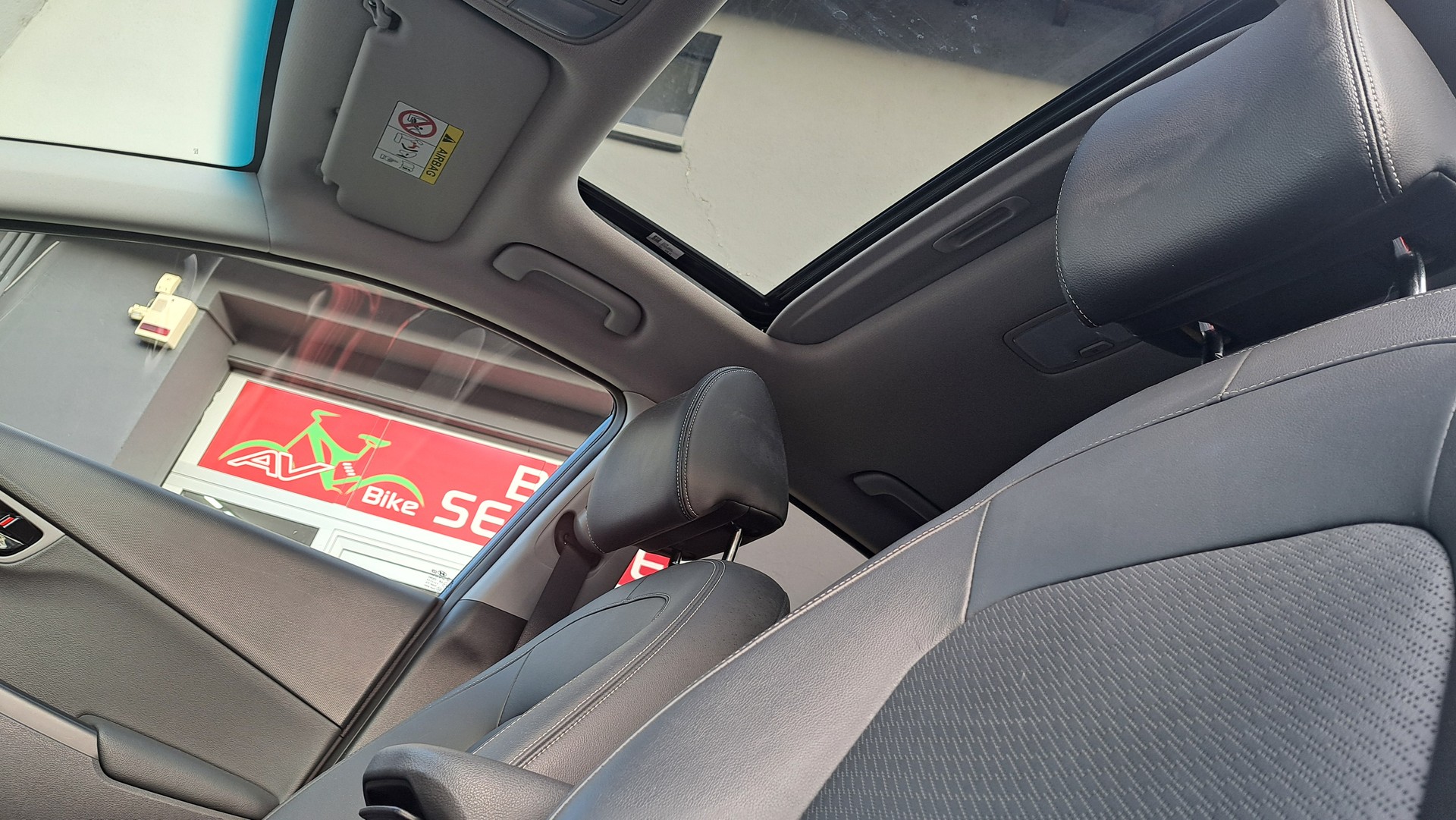 HYUNDAI Kona 1.6 GDi HEV Vertex DCT-image-26