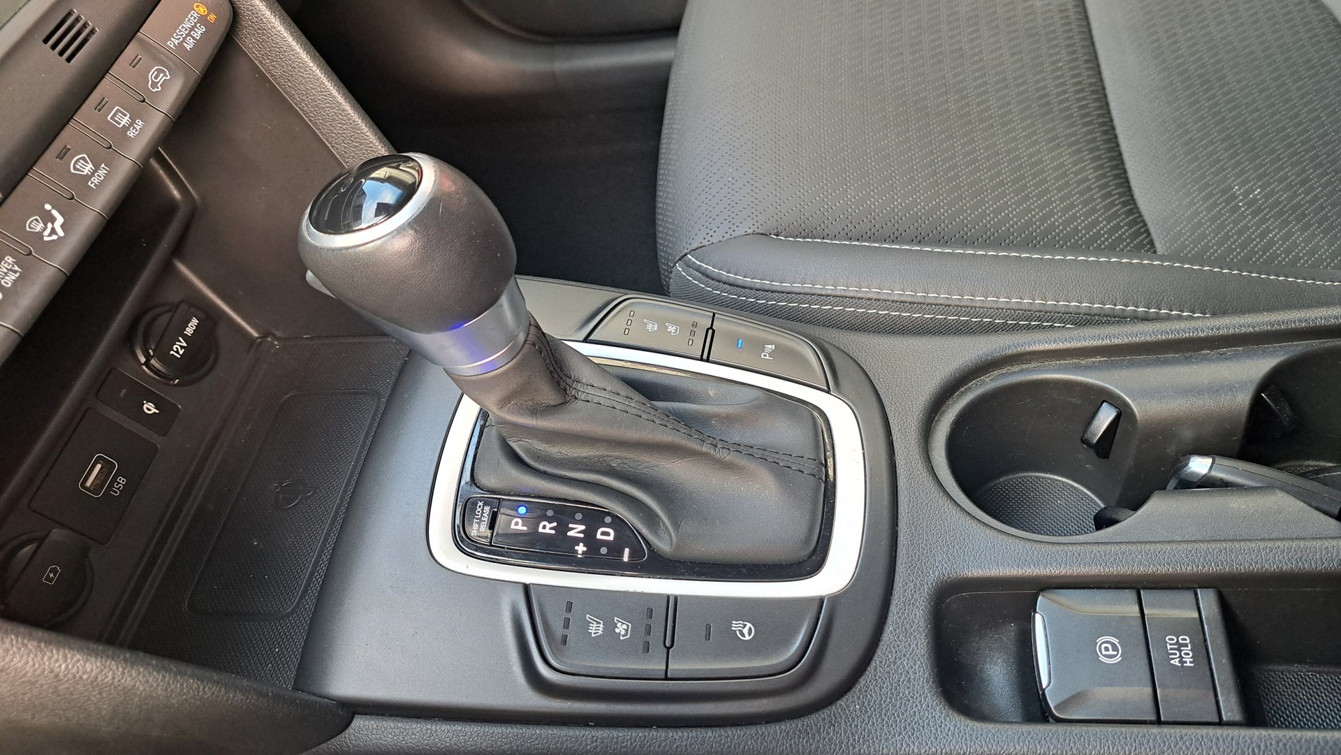 HYUNDAI Kona 1.6 GDi HEV Vertex DCT-image-22