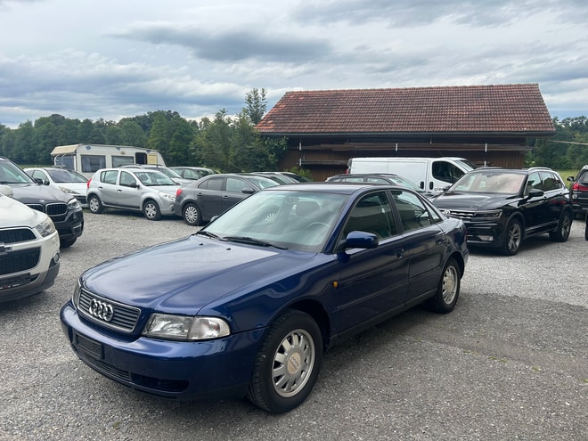 AUDI A4 2.4 Ambiente À vendre
