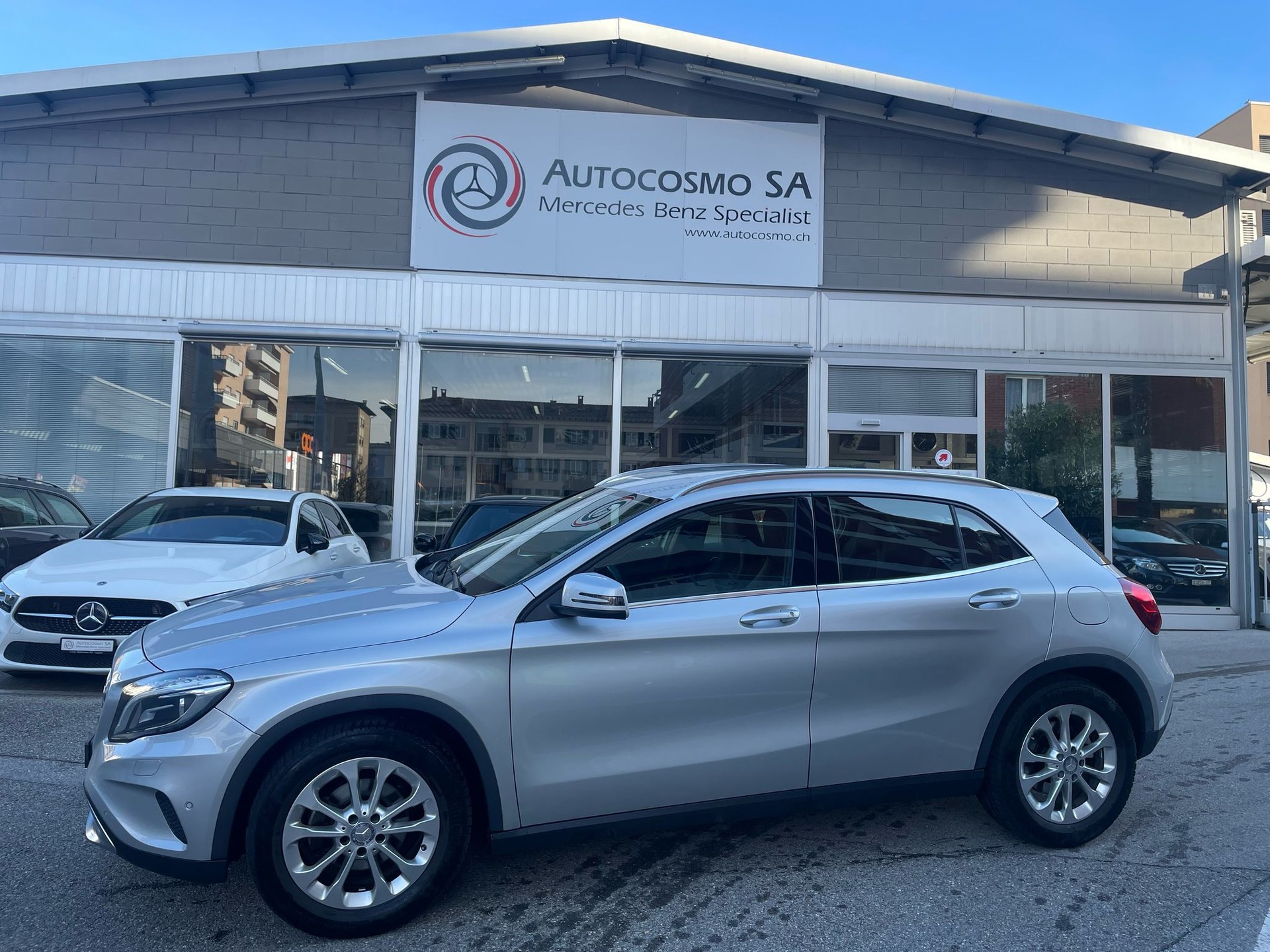MERCEDES-BENZ GLA 200 CDI Urban 4Matic 7G-DCT