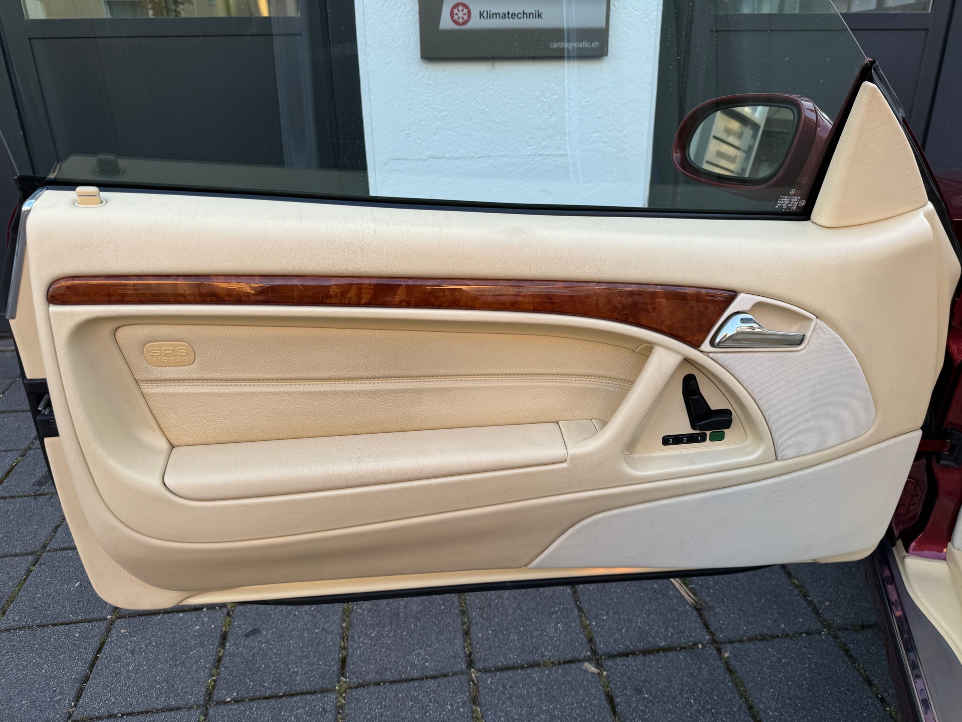 MERCEDES-BENZ SL 500 Automatic-image-11