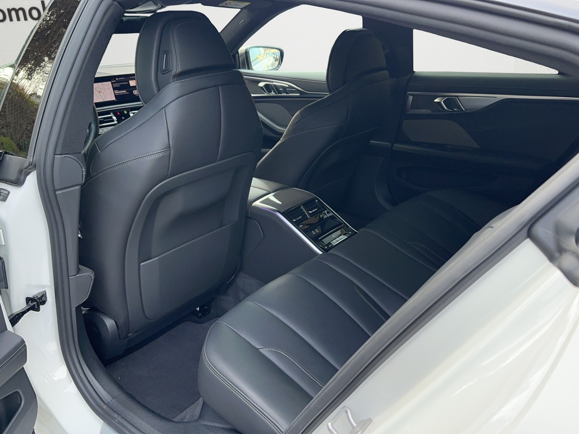BMW M850i xDrive HAMANN 4x4-image-13