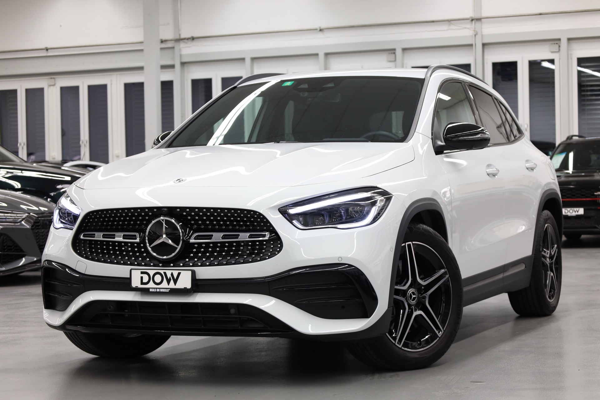 MERCEDES-BENZ GLA 250