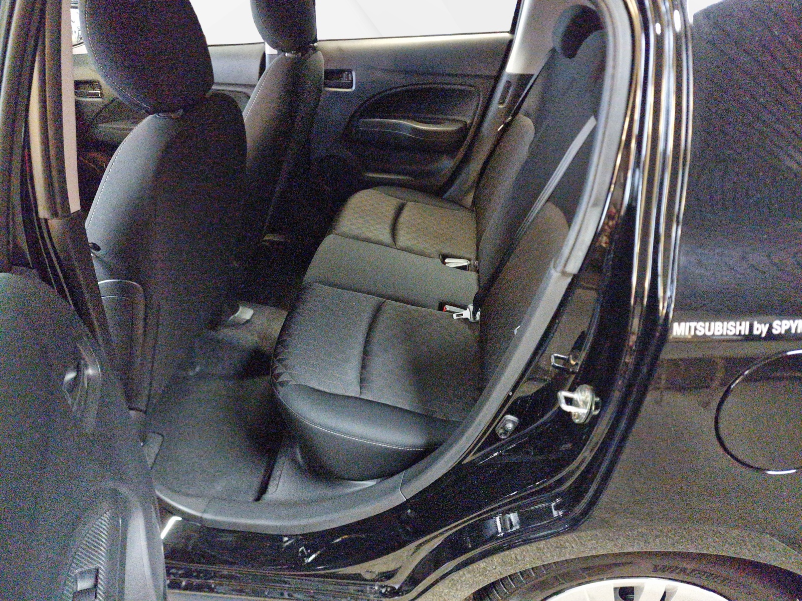 MITSUBISHI Space Star 1.2 CVT Invite-image-10