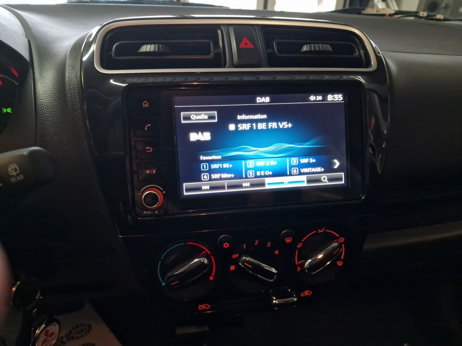 MITSUBISHI Space Star 1.2 CVT Invite-image-12