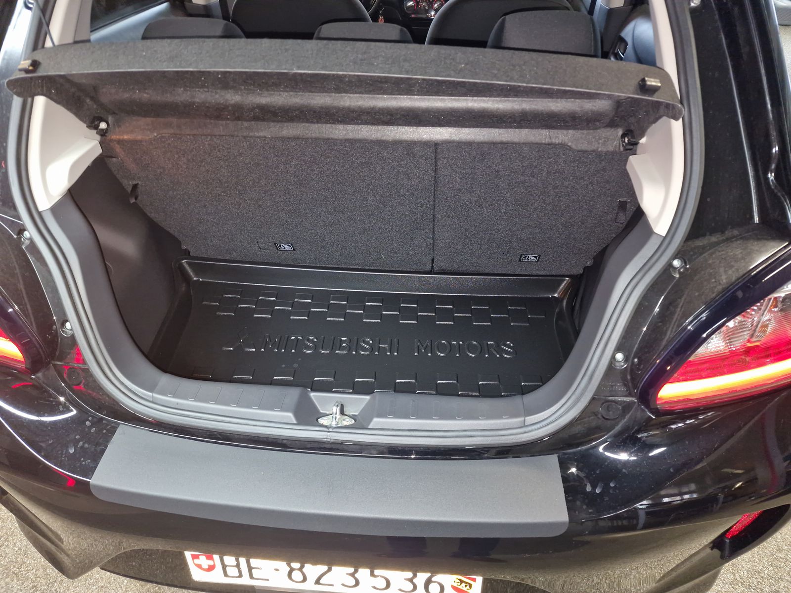 MITSUBISHI Space Star 1.2 CVT Invite-image-11