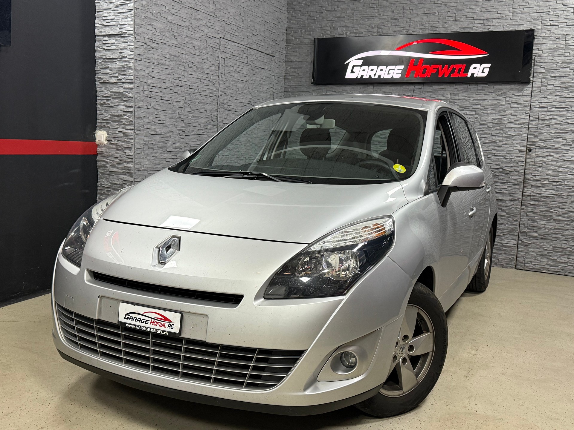 RENAULT Grand Scénic 1.4 16V Turbo Dynamique-showroom-element-1