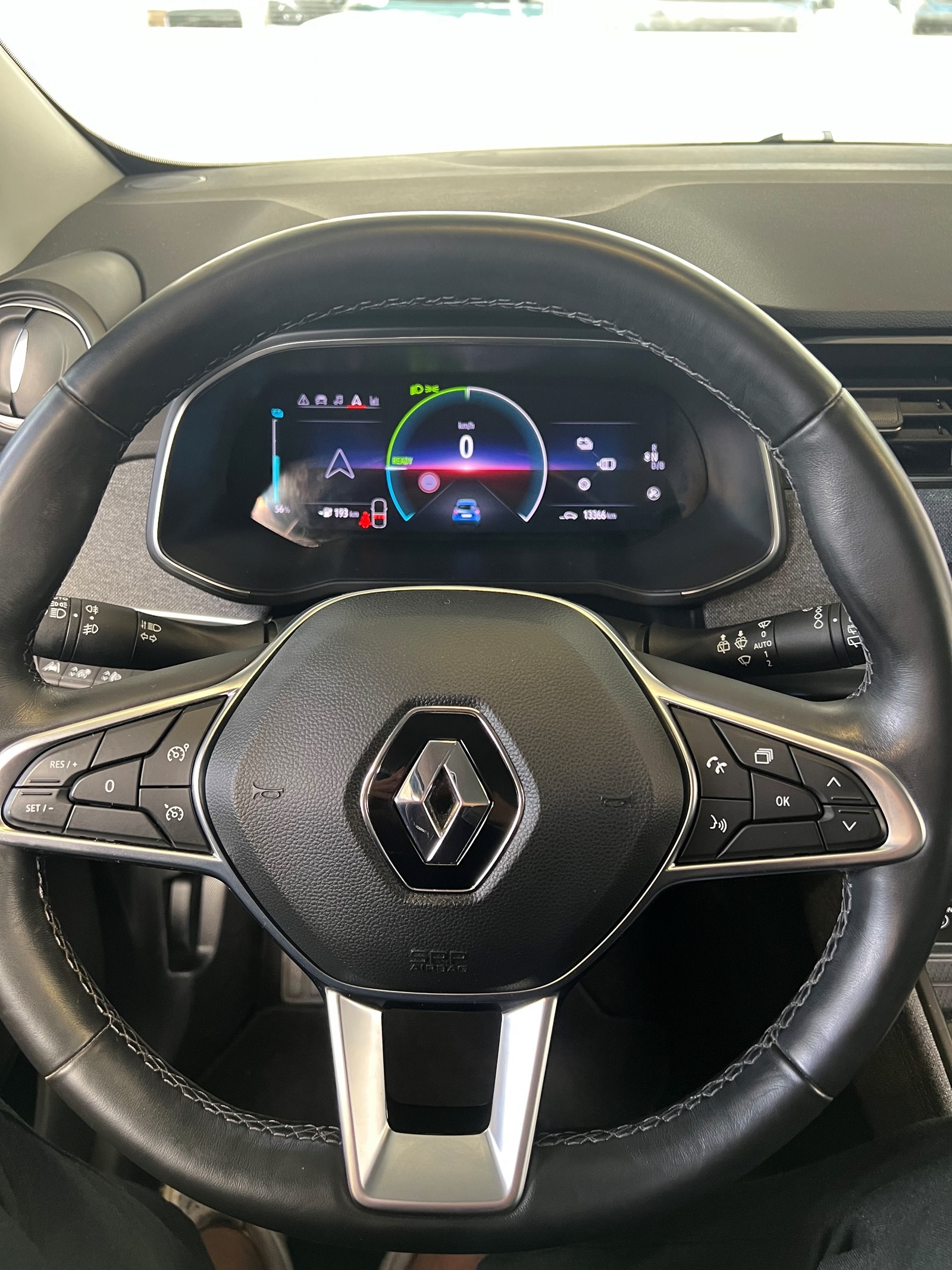 RENAULT Zoe Intens R135 (Batterie Miete)-image-7