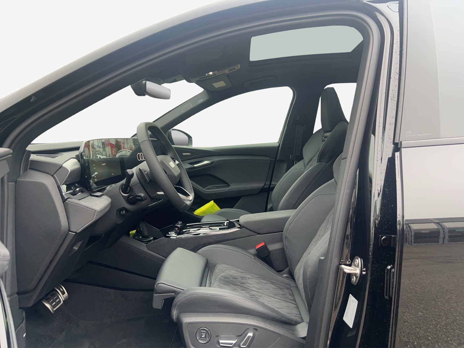 AUDI Q6 e-tron quattro-image-7