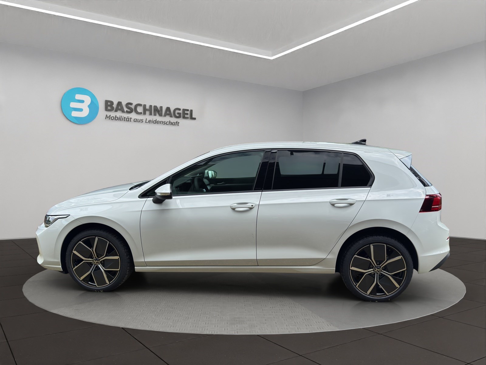 VW Golf 1.5 e TSI mHEV Life DSG-showroom-element-1