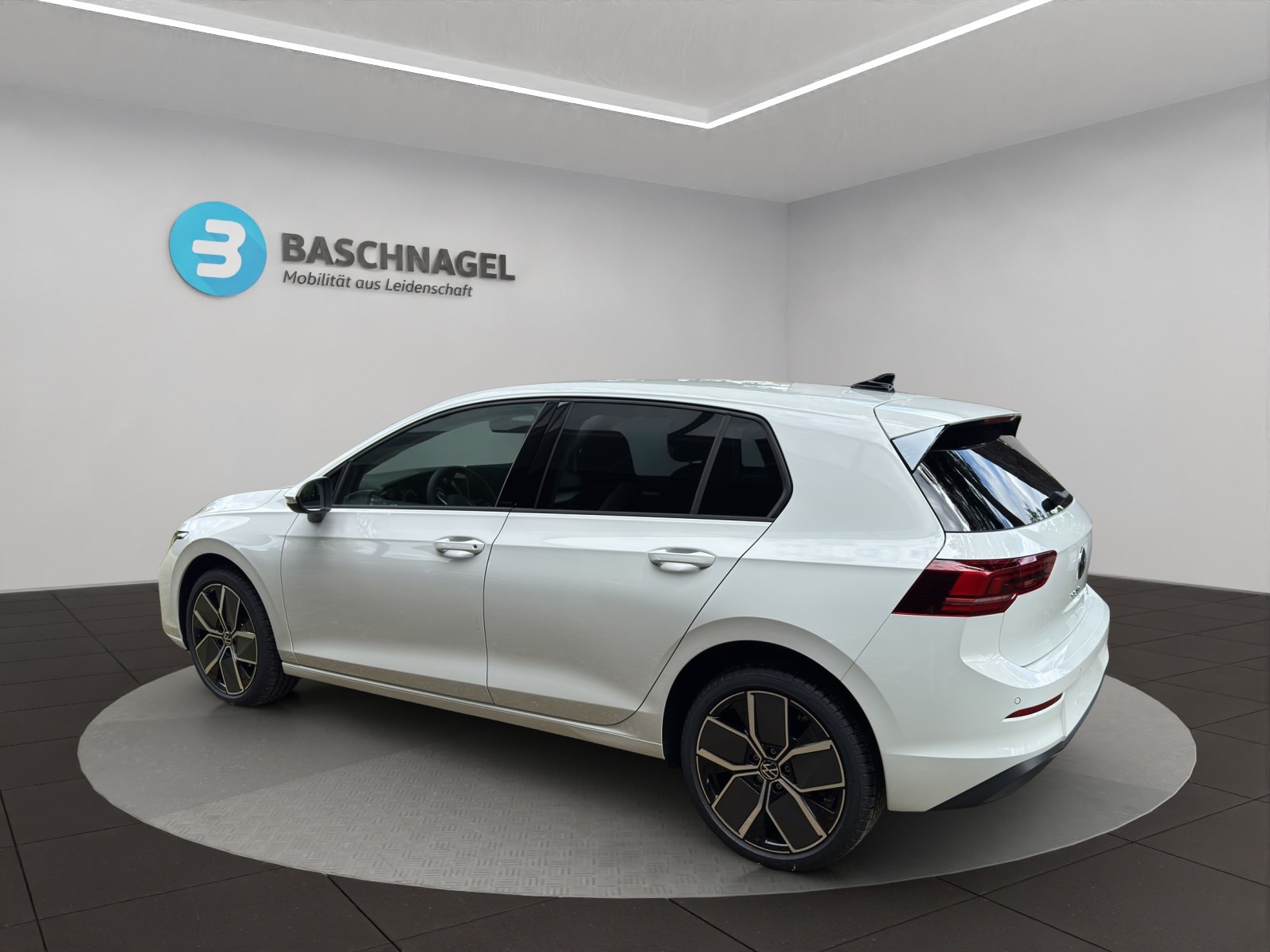 VW Golf 1.5 e TSI mHEV Life DSG-showroom-element-2