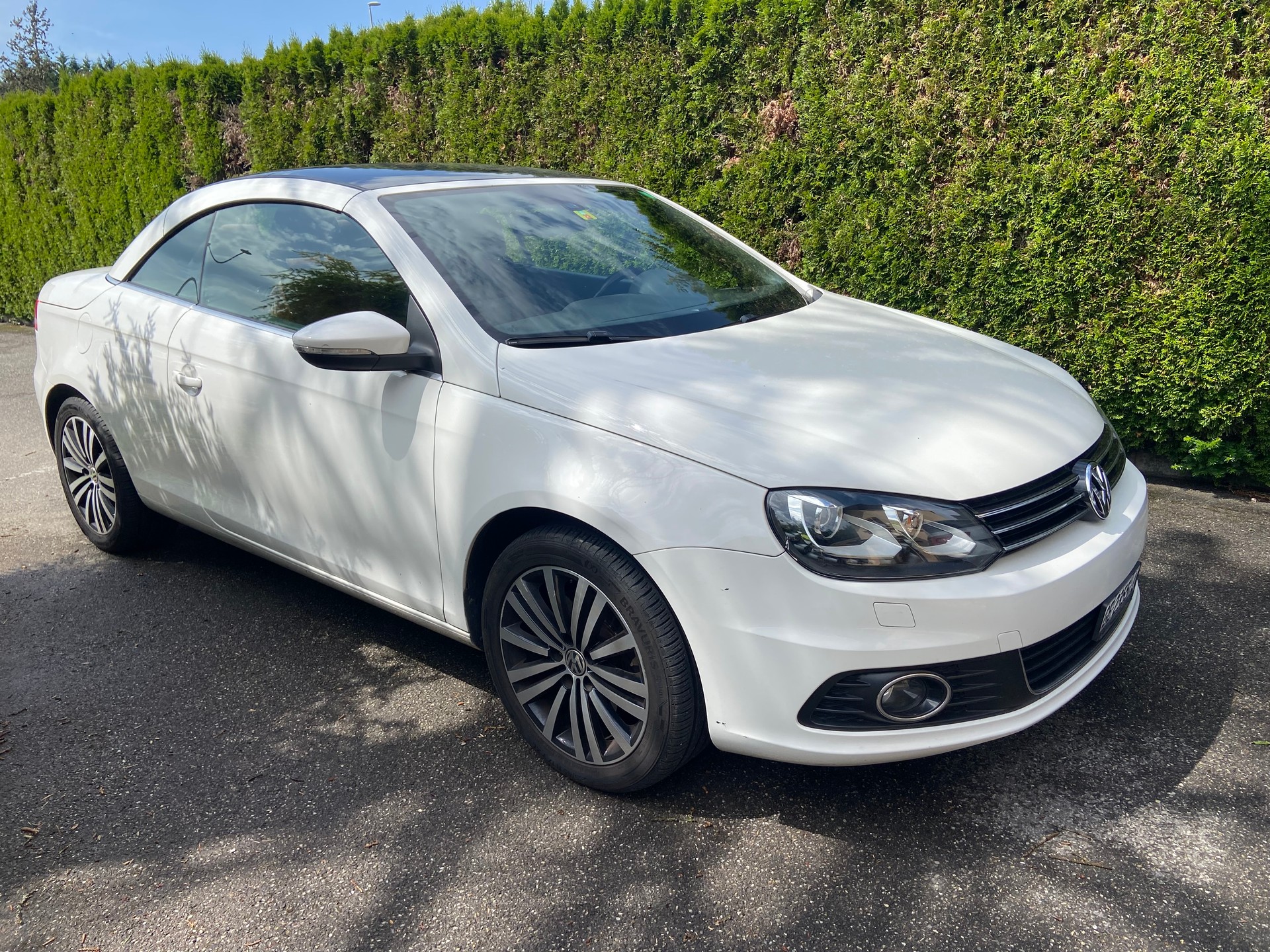 VW Eos 2.0 TDI BlueMotion Technology DSG-showroom-element-1