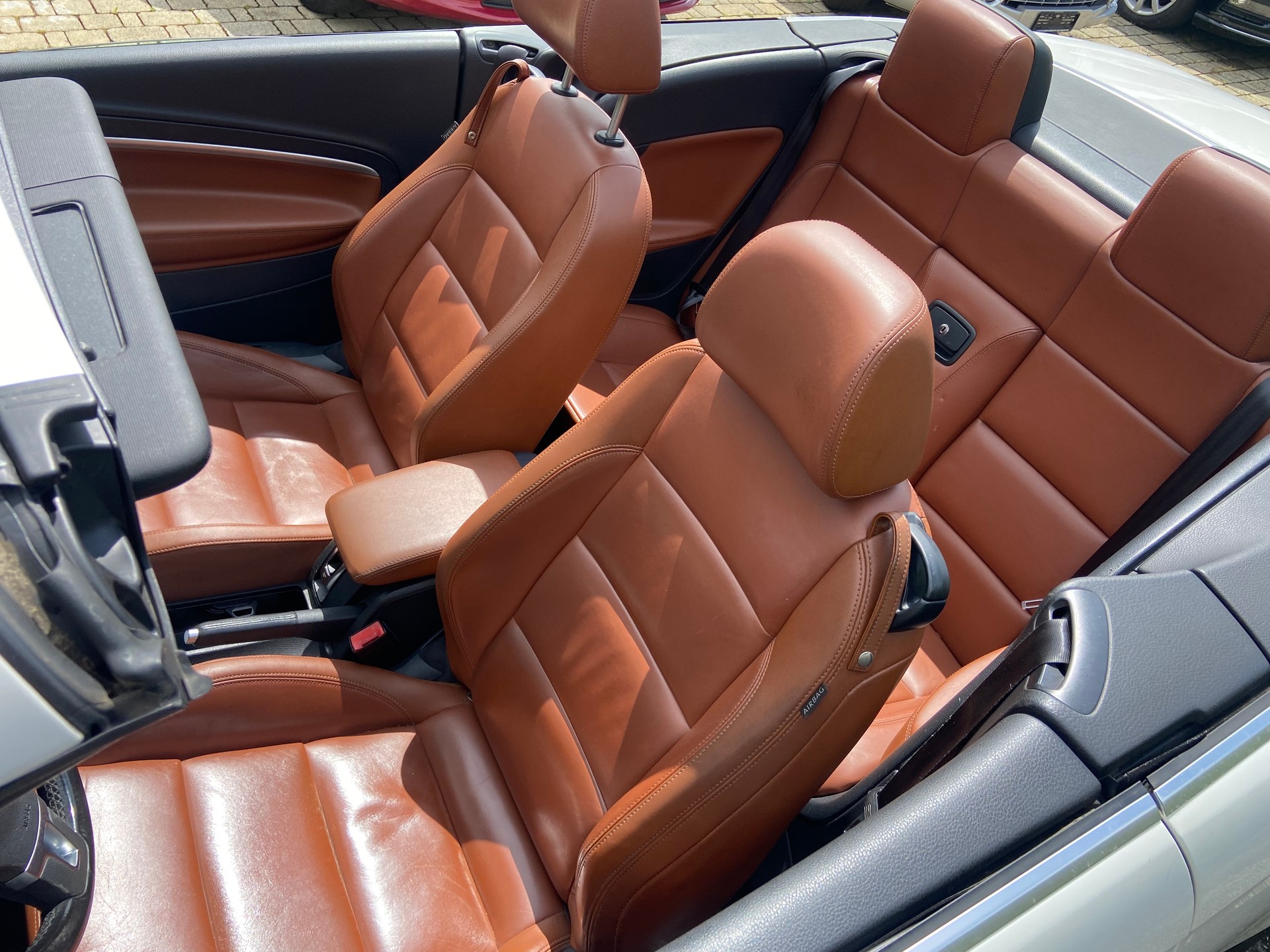 VW Eos 2.0 TDI BlueMotion Technology DSG-showroom-element-3