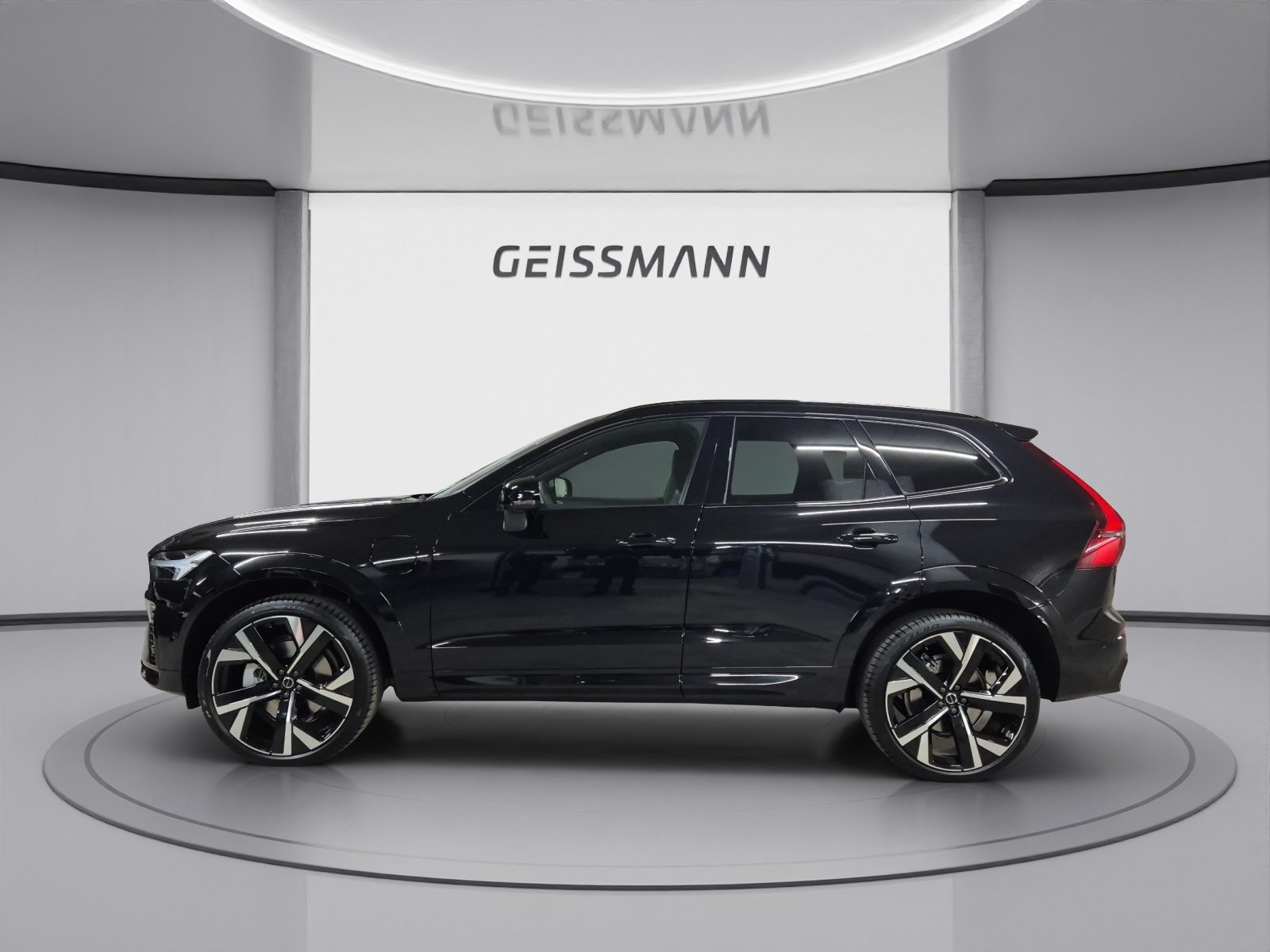 VOLVO XC60 2.0 T8 TE Black Edition eAWD-showroom-element-2