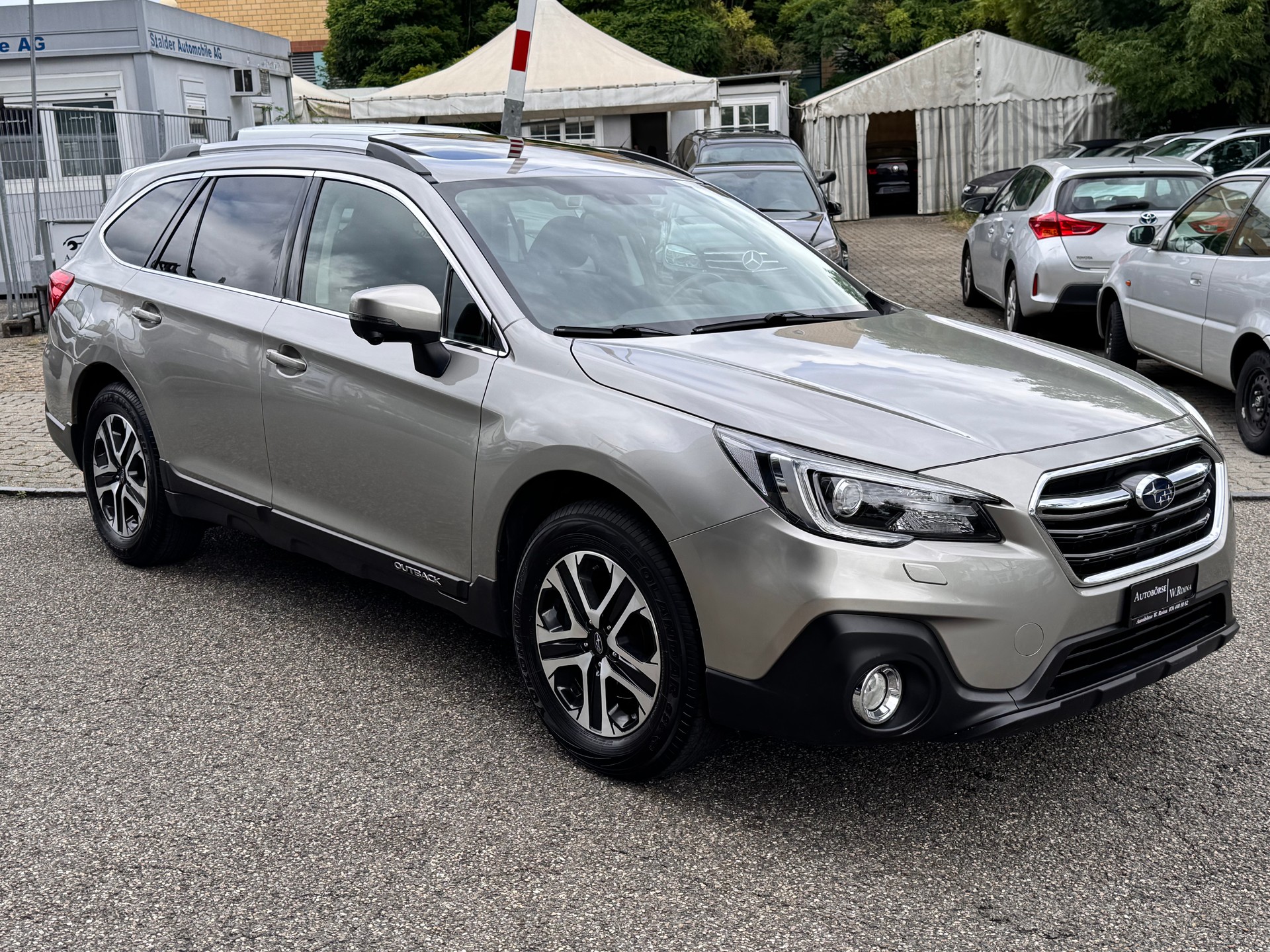 SUBARU Outback 2.5i Luxury AWD Lineartronic