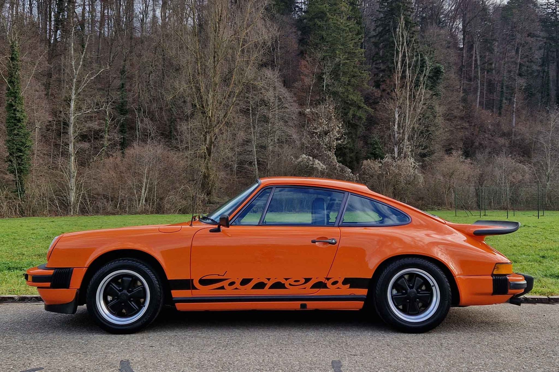 PORSCHE 911 Carrera 2.7 MFI