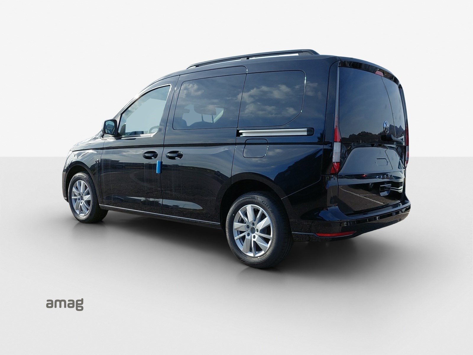 VW Caddy 1.5 TSI-showroom-element-2