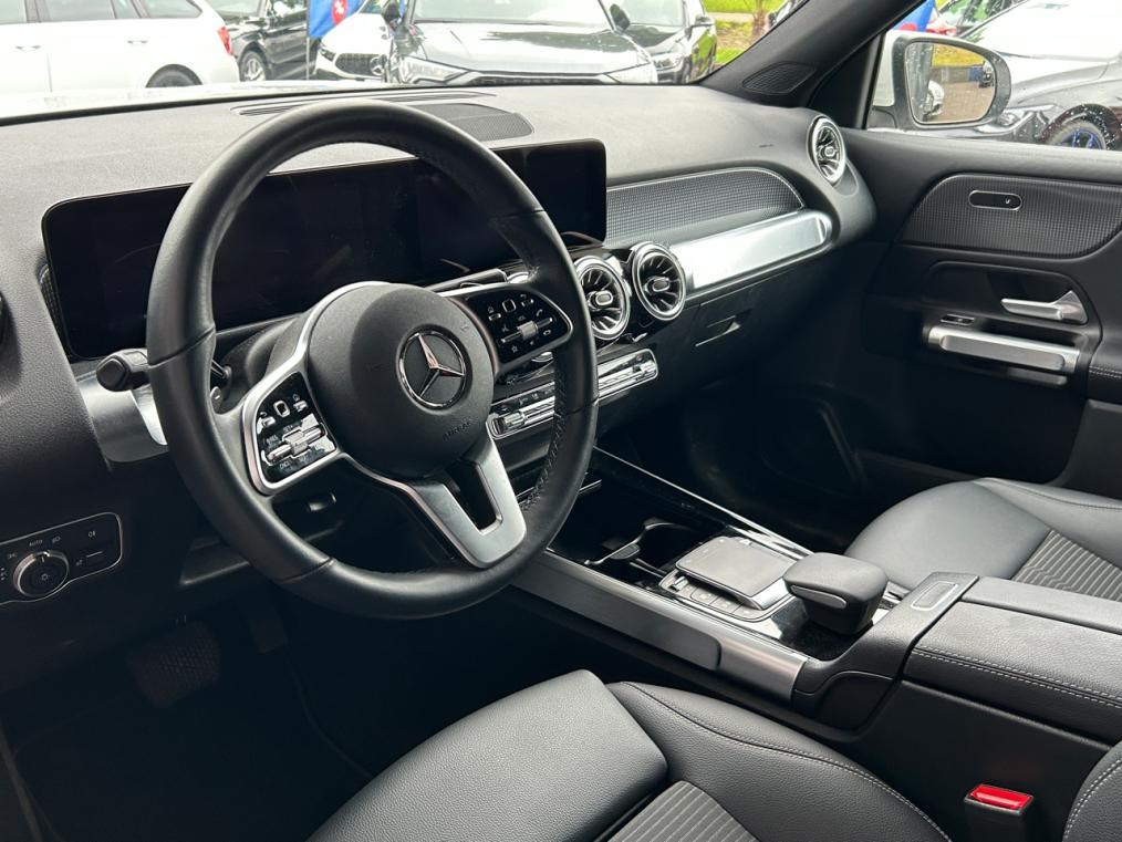 MERCEDES-BENZ GLB 200 4Matic Progressive 8G-Tronic-showroom-element-3