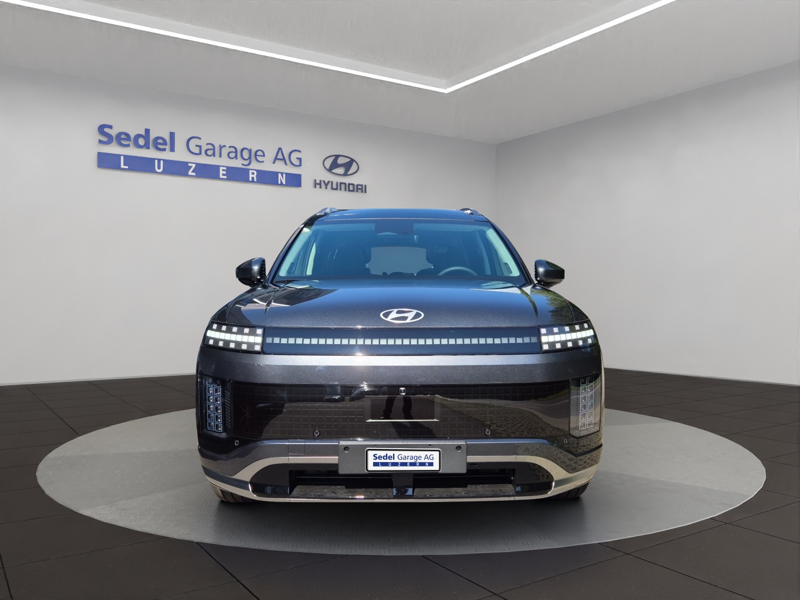 HYUNDAI IONIQ 9 Calligraphy 4WD-showroom-element-1