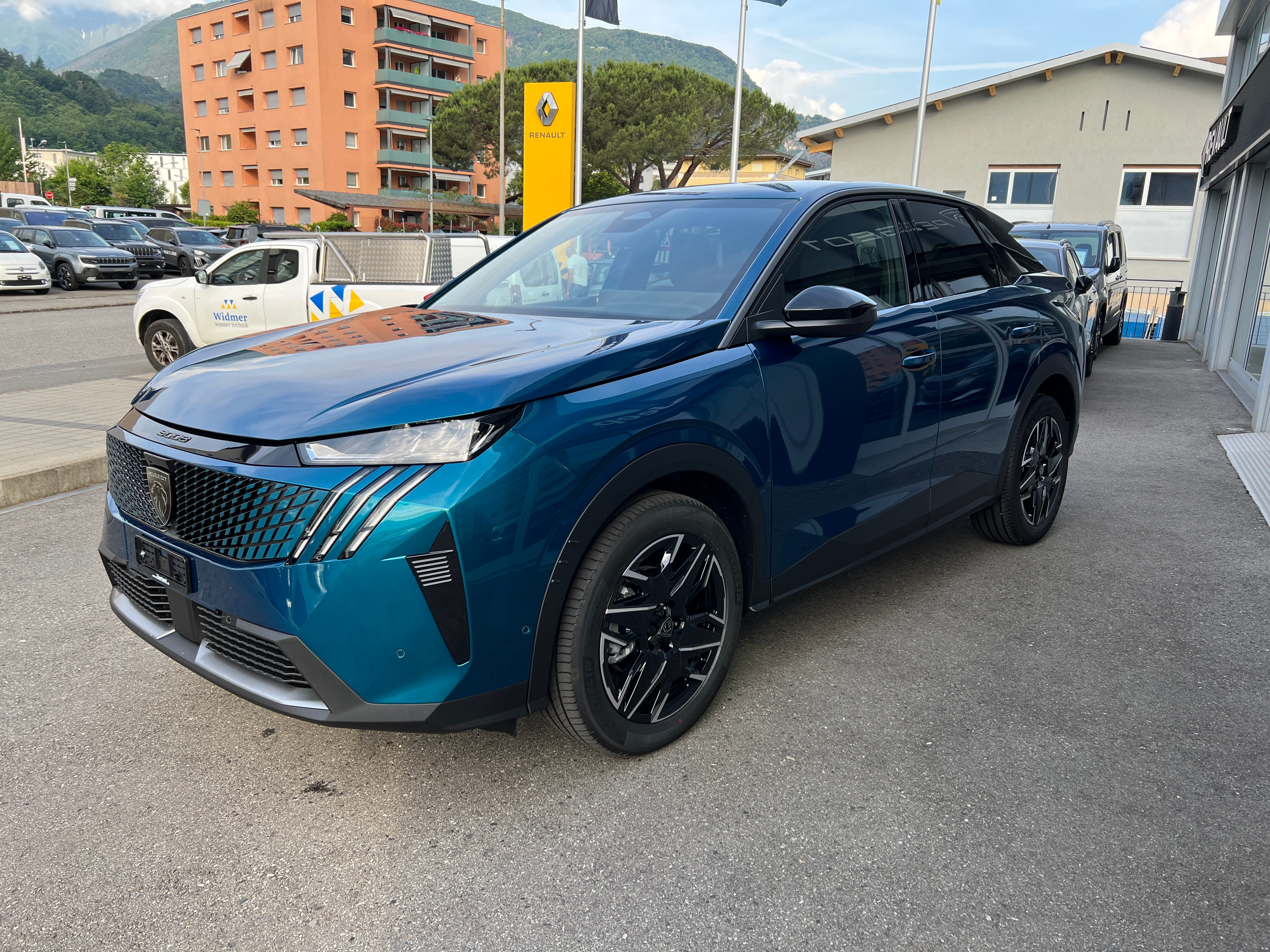 PEUGEOT 3008 (SUV / Gelndewagen)