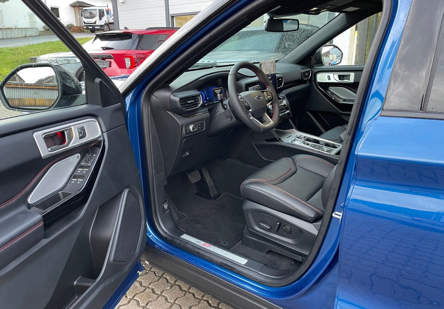 FORD Explorer 3.0 EcoB. Plug-in-Hybrid ST-Line 4WD Aut.-showroom-element-3