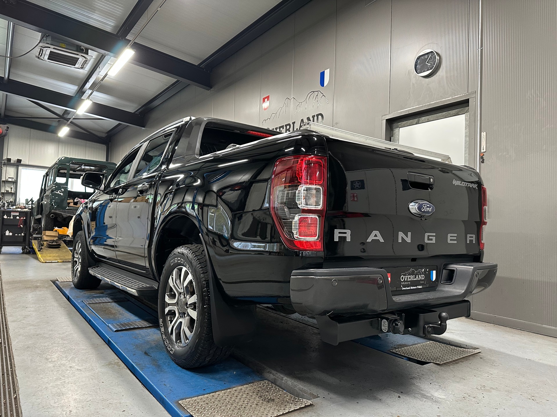 FORD Ranger Wildtrak 3.2 TDCi 4x4-showroom-element-3