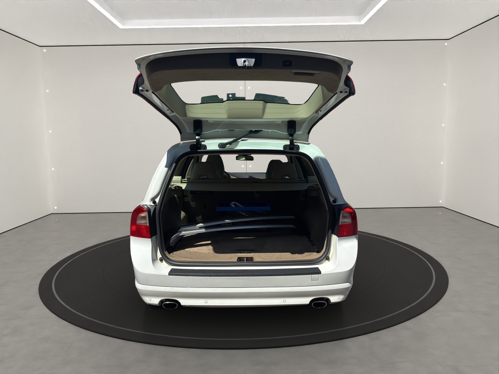VOLVO V70 2.4 D5 Summum-showroom-element-3