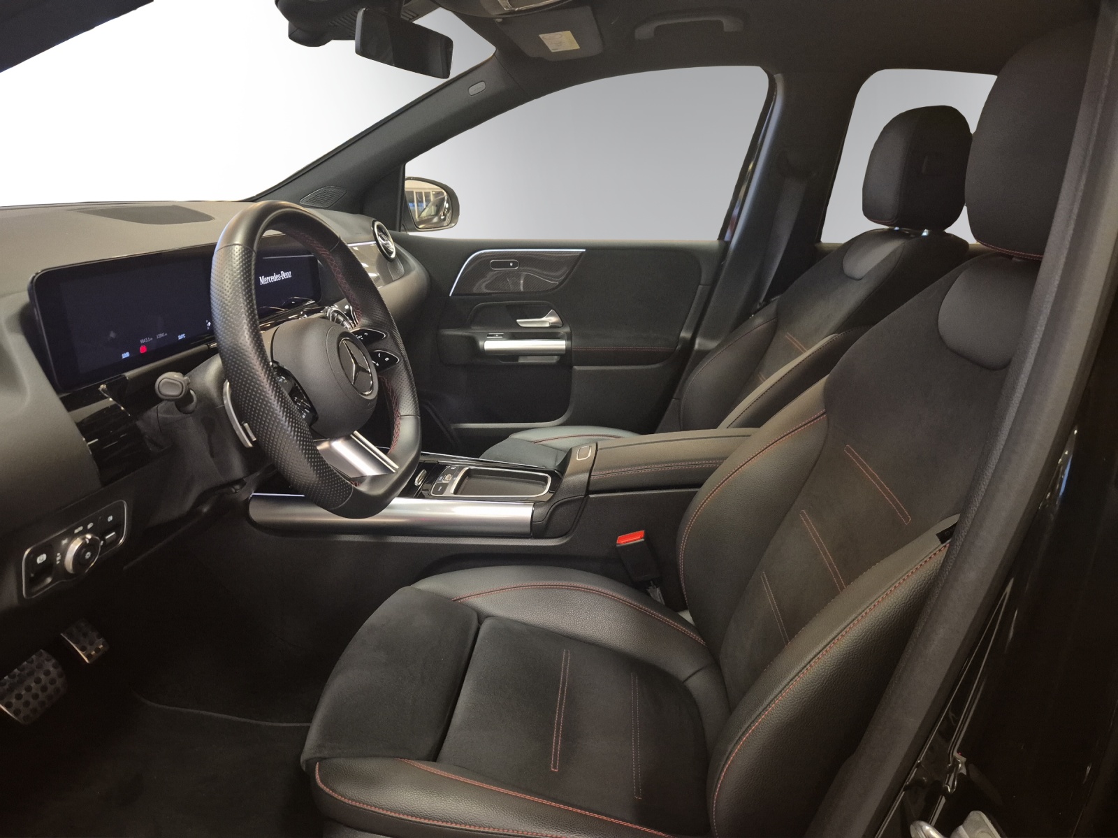 Image MERCEDES-BENZ B-200 B 200 AMG Line 7G-DCT