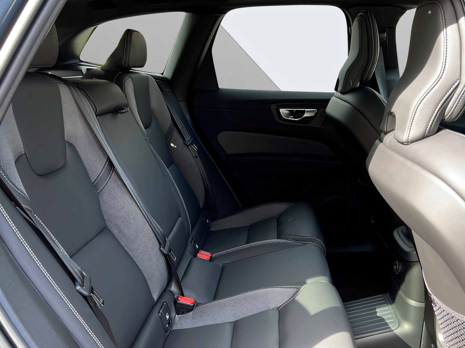 Image VOLVO XC60 XC60 2.0 T6 TE Black Edition eAWD