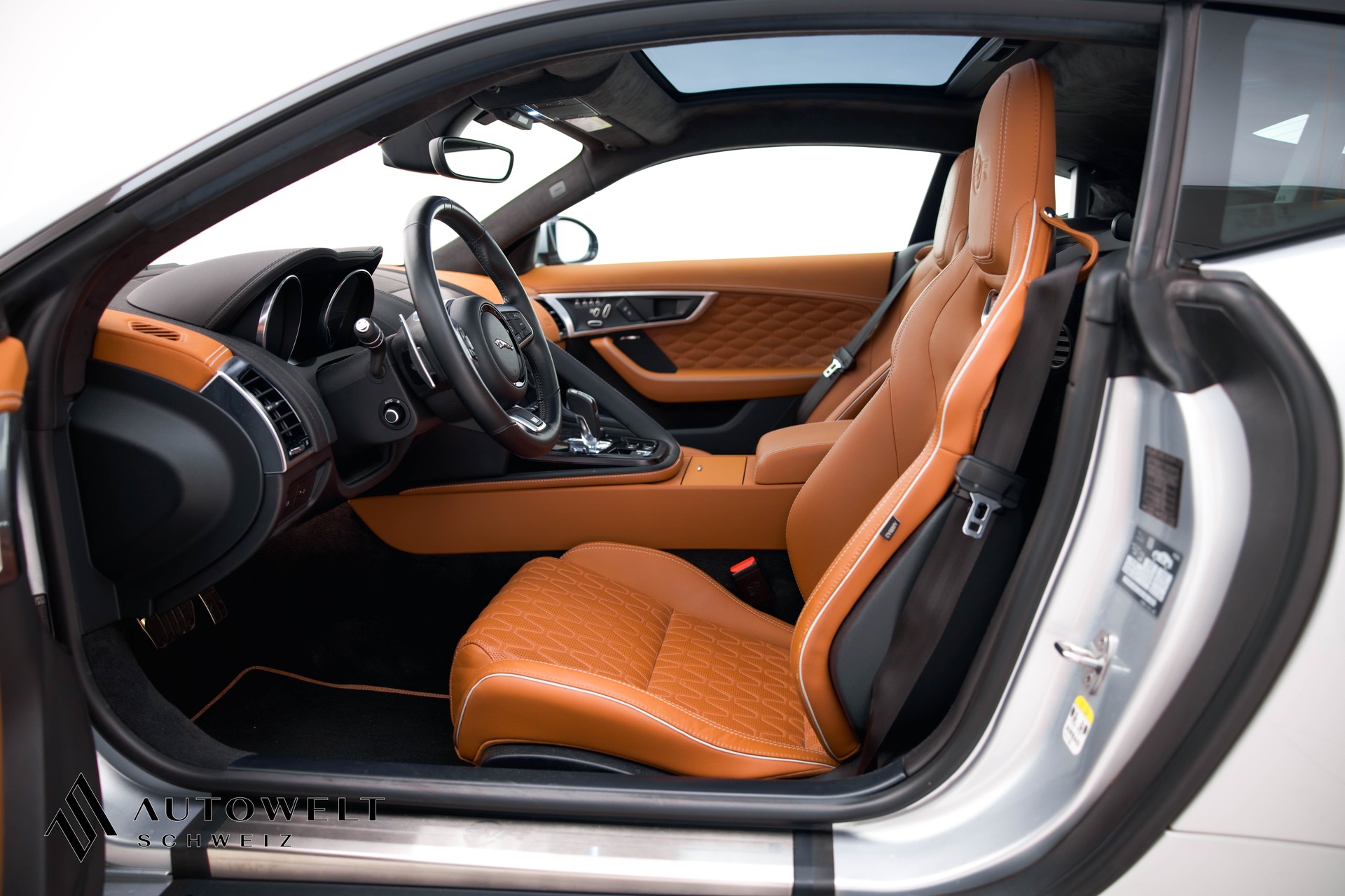 JAGUAR F-Type Coupé 5.0 V8 S/C SVR AWD Automatik-image-13