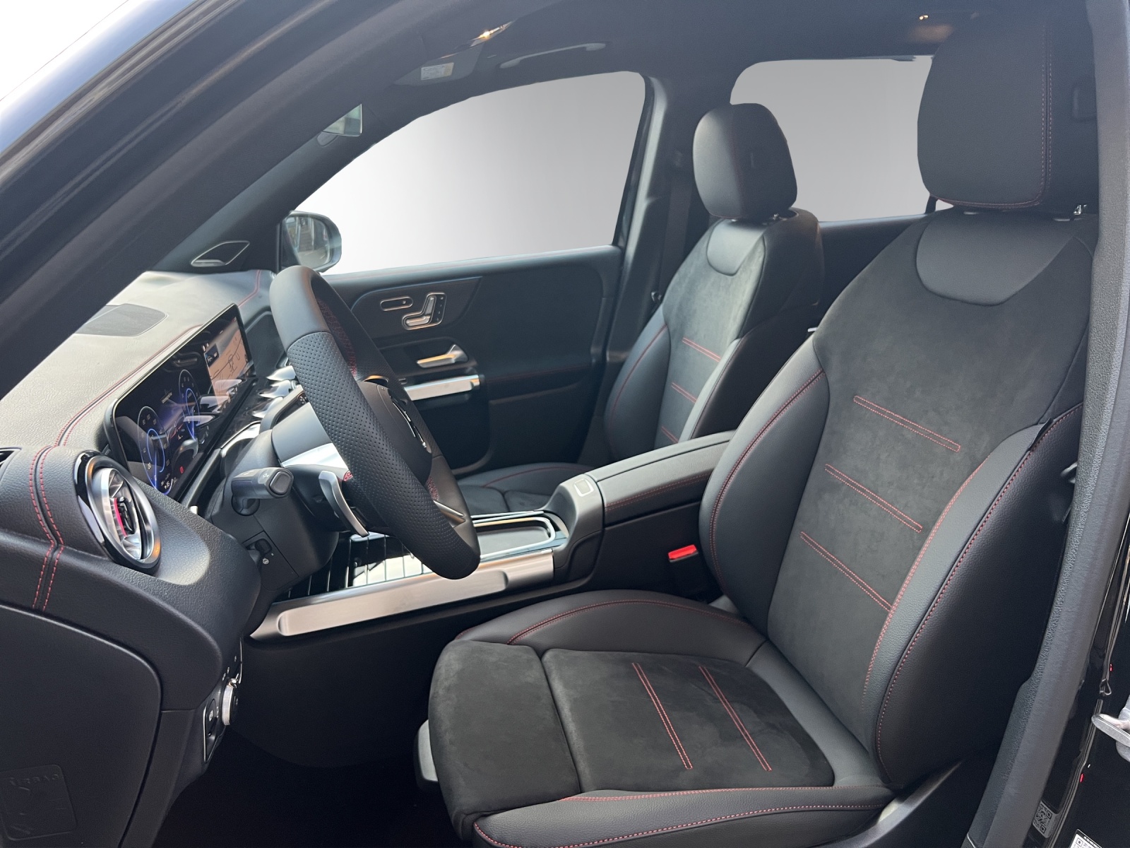 Image MERCEDES-BENZ EQB-350 EQB 350 66,5 kWh 4Matic Excellence