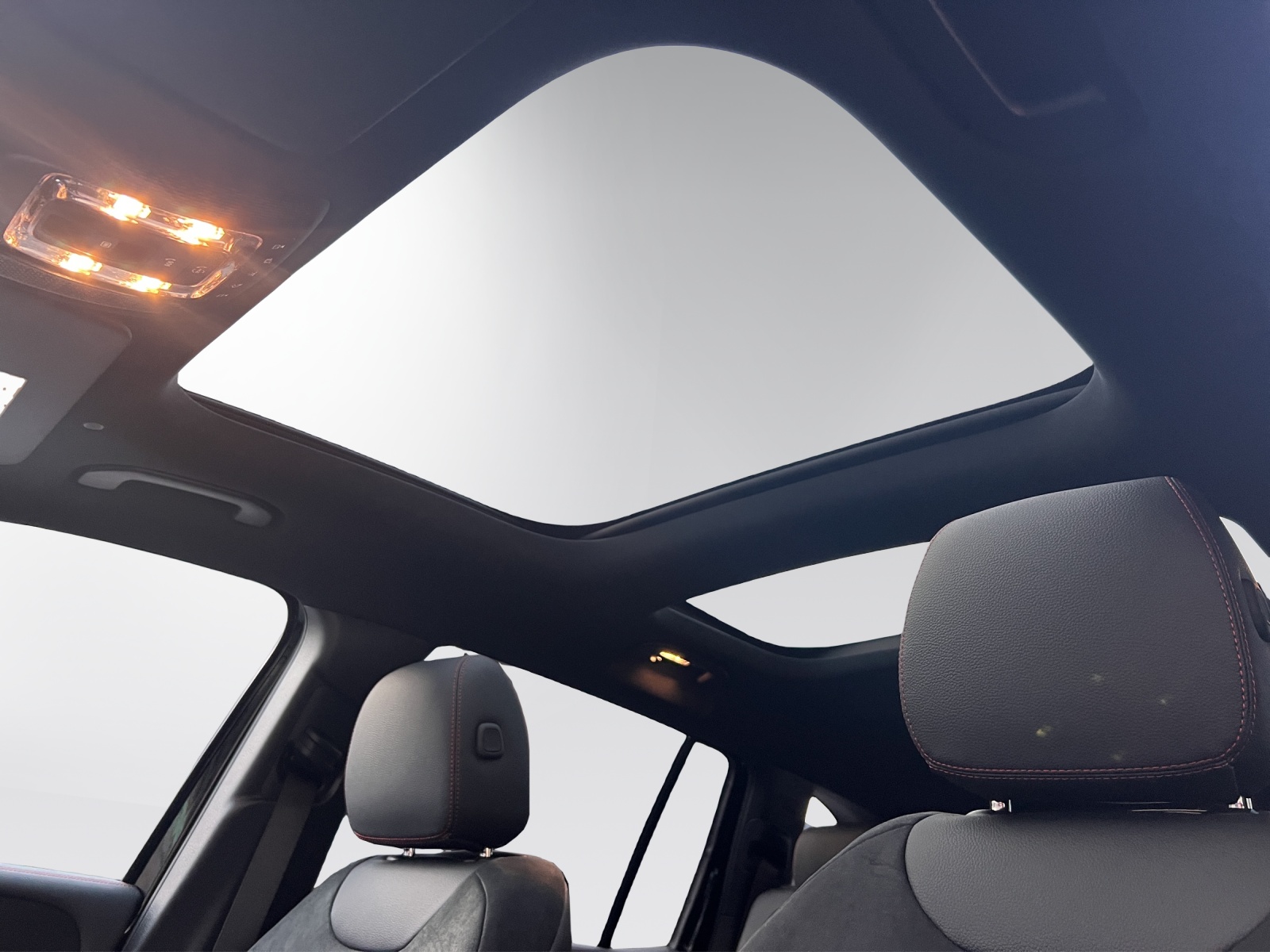 Image MERCEDES-BENZ EQB-350 EQB 350 66,5 kWh 4Matic Excellence