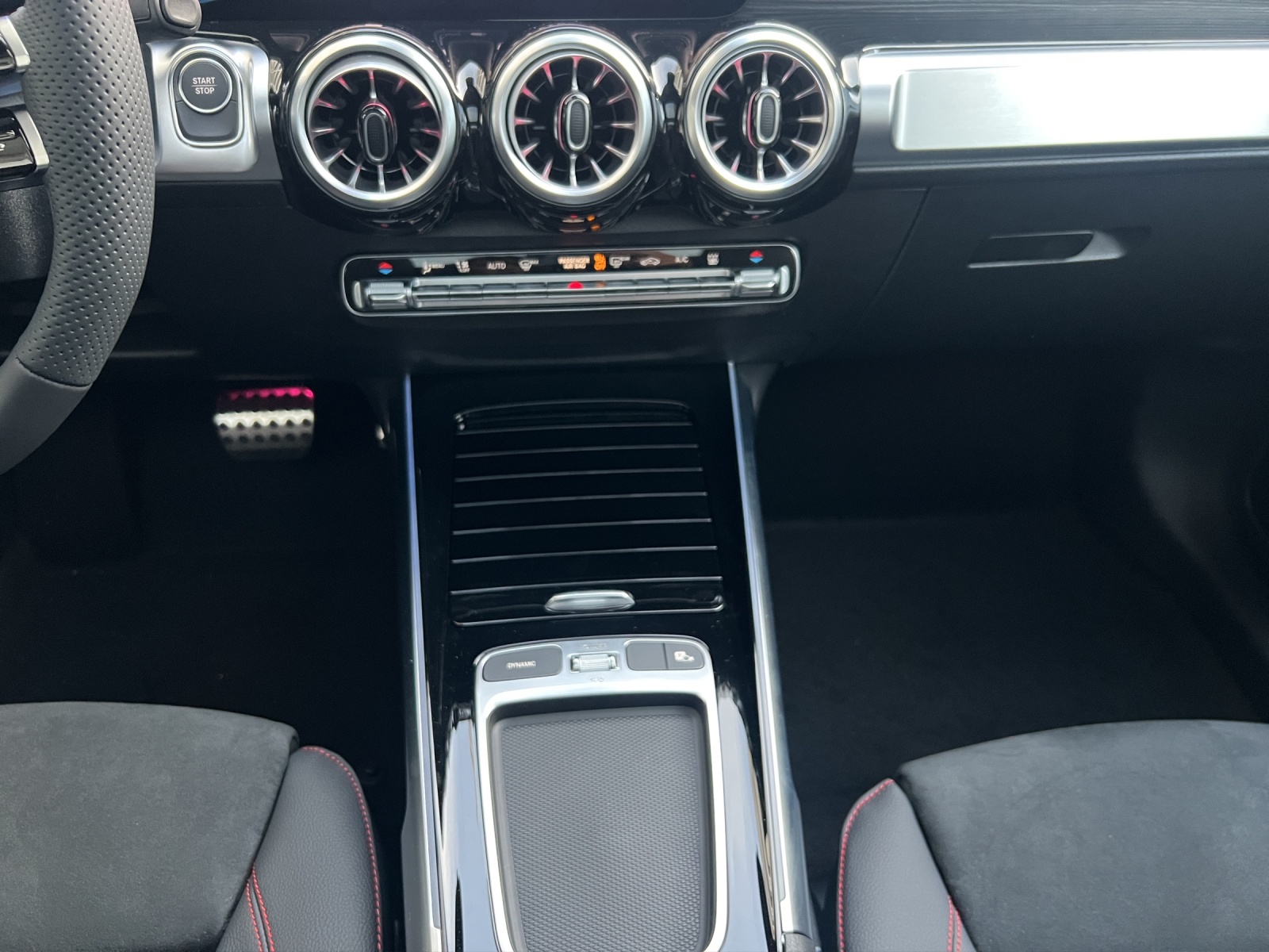 Image MERCEDES-BENZ EQB-350 EQB 350 66,5 kWh 4Matic Excellence