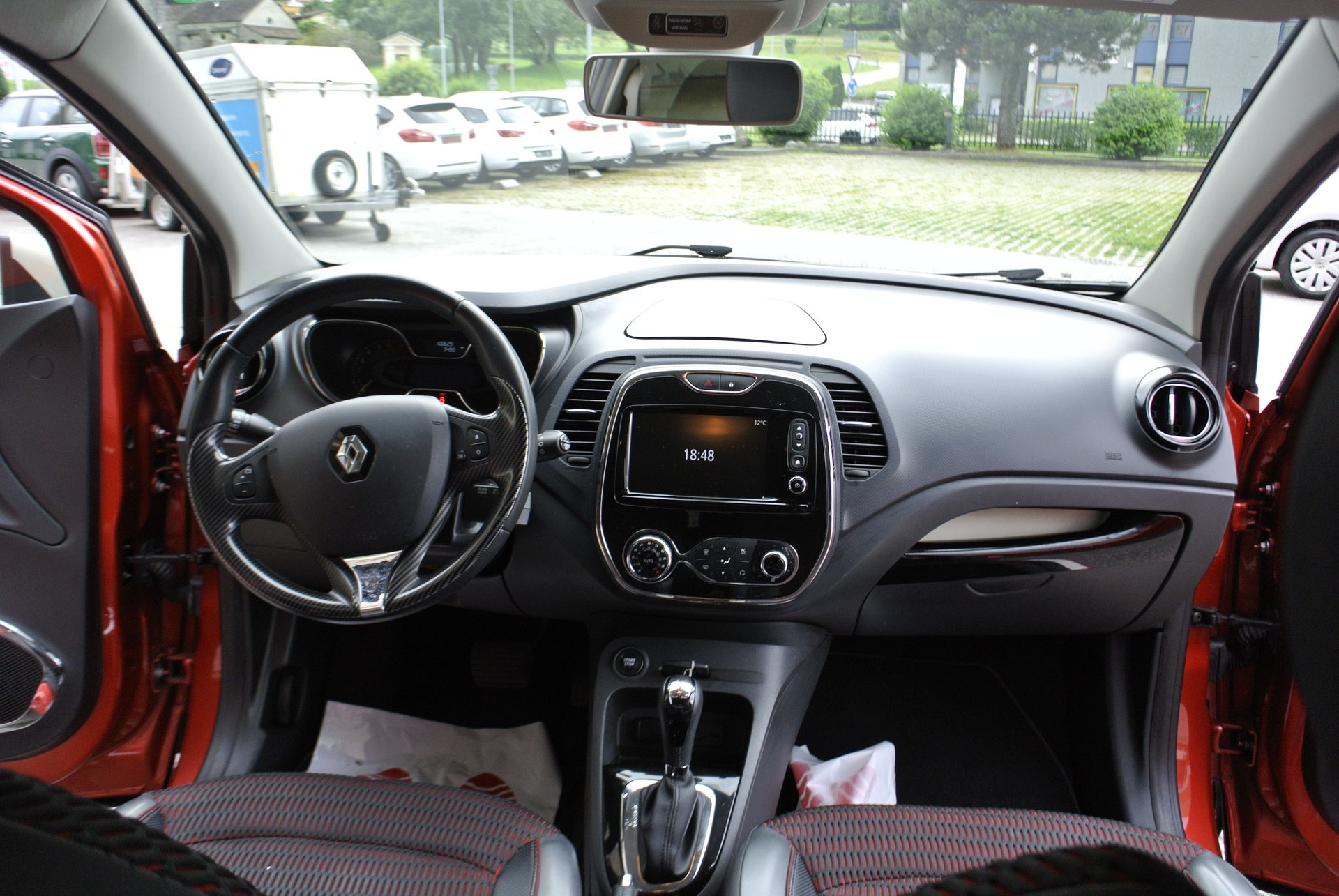 RENAULT Captur 1.2 T Helly Hansen EDC-image-18