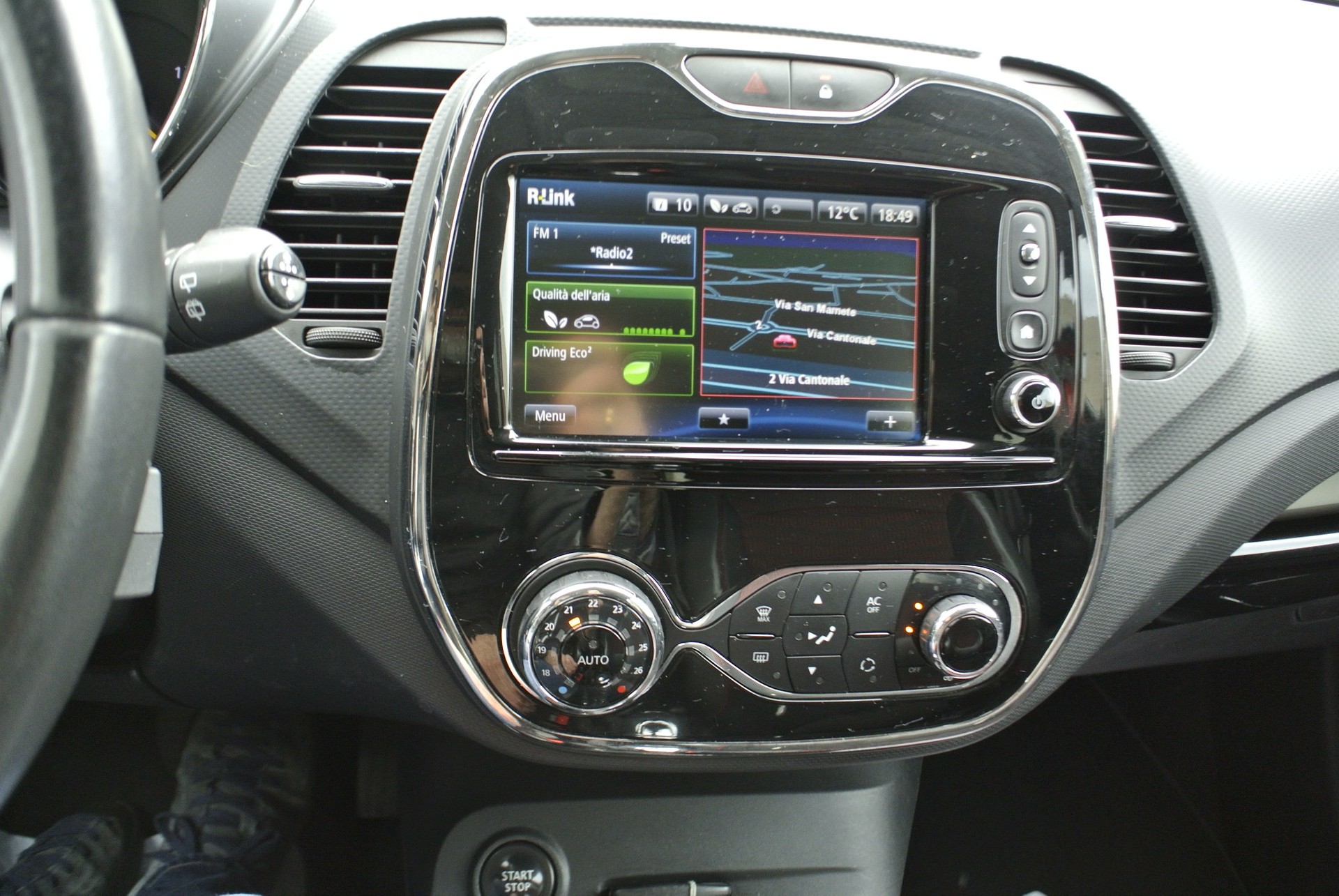 RENAULT Captur 1.2 T Helly Hansen EDC-image-24