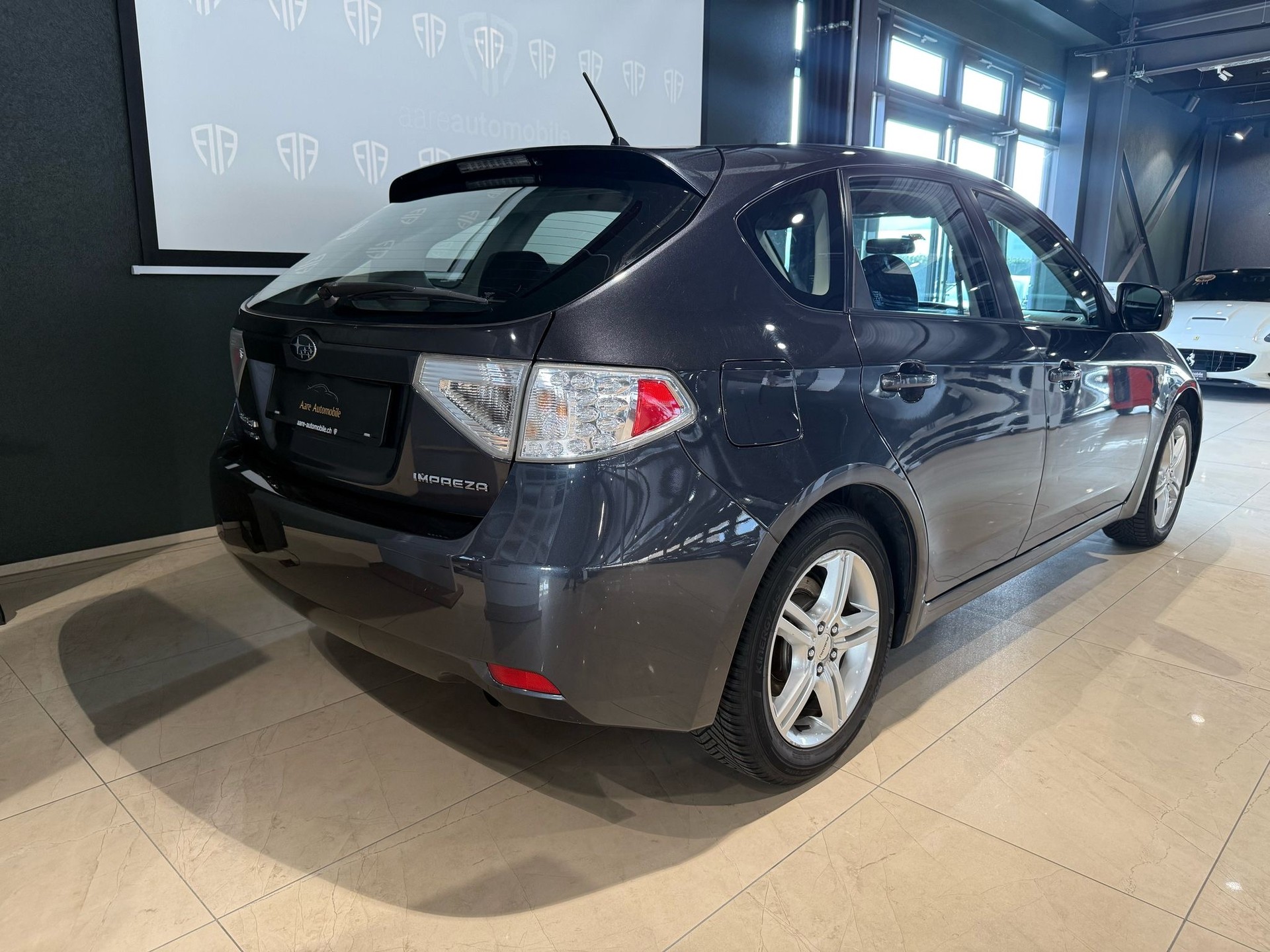 SUBARU Impreza 1.5R Swiss Special-showroom-element-3