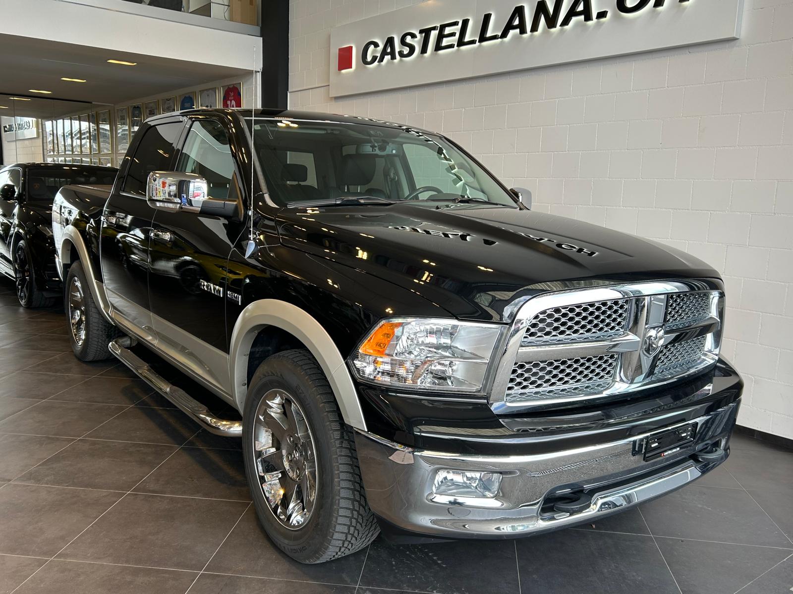 DODGE Ram-showroom-element-1