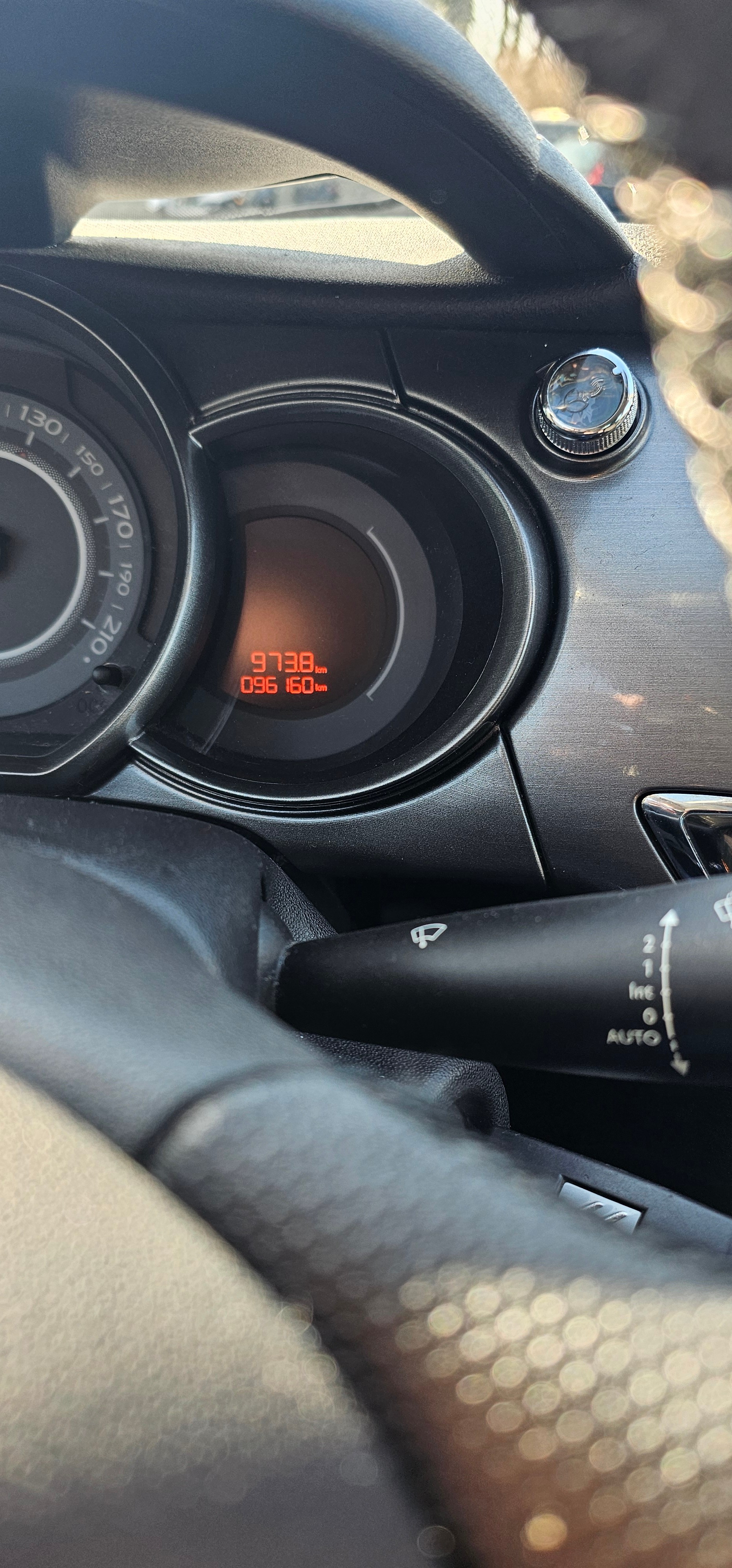 CITROEN C3 1.6i 16V Exclusive-image-5