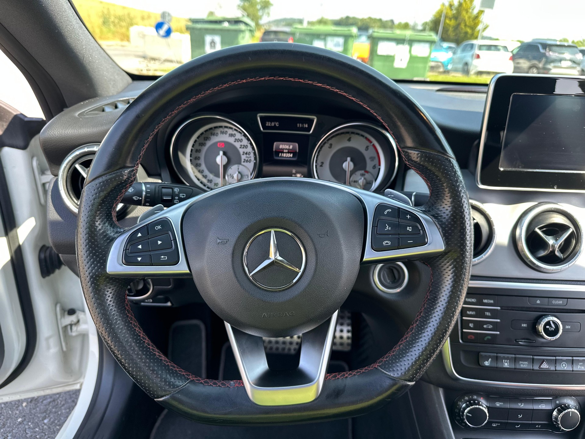 MERCEDES-BENZ CLA Shooting Brake 200 CDI AMG Line 7G-DCT-showroom-element-2