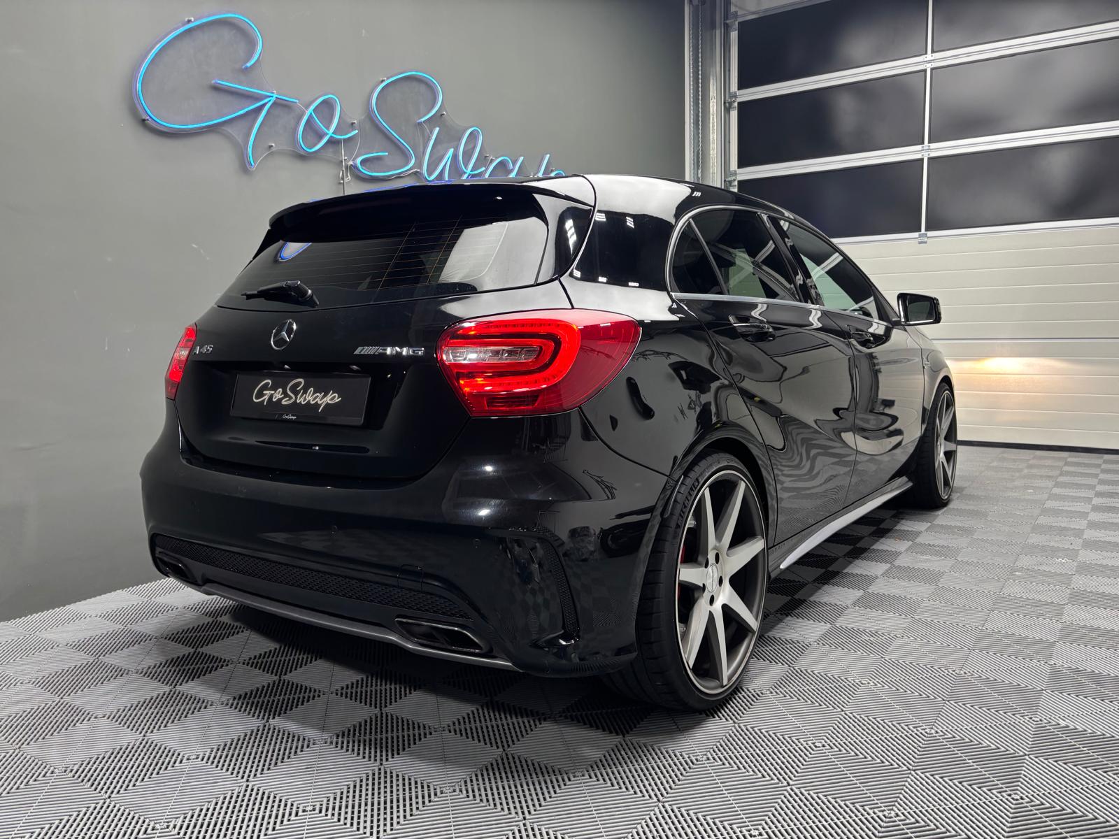 MERCEDES-BENZ A 45 AMG 4Matic Speedshift 7G-DCT-showroom-element-3