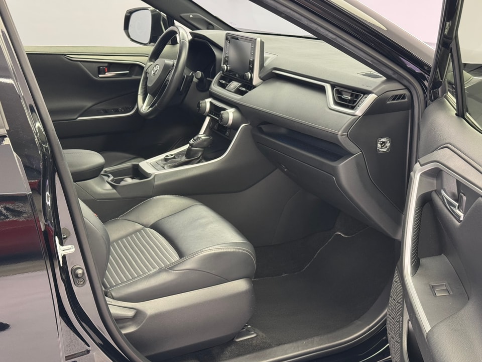 RAV-4 Hybrid 2.5 Black Edition AWD-i